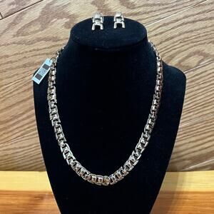 Bijoux Terner Gold Tone Style 155991 Chain Link Necklace & Earrings Set NWT